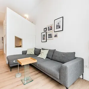 Stylish New Cube Loft Ii By Berlin-wall-apartments Berlin